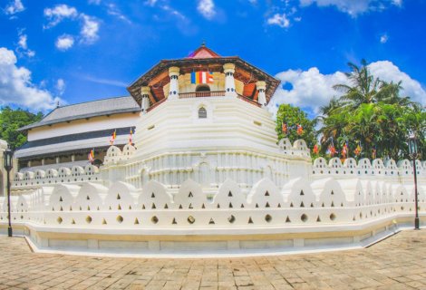 Temple of Tooth Relic